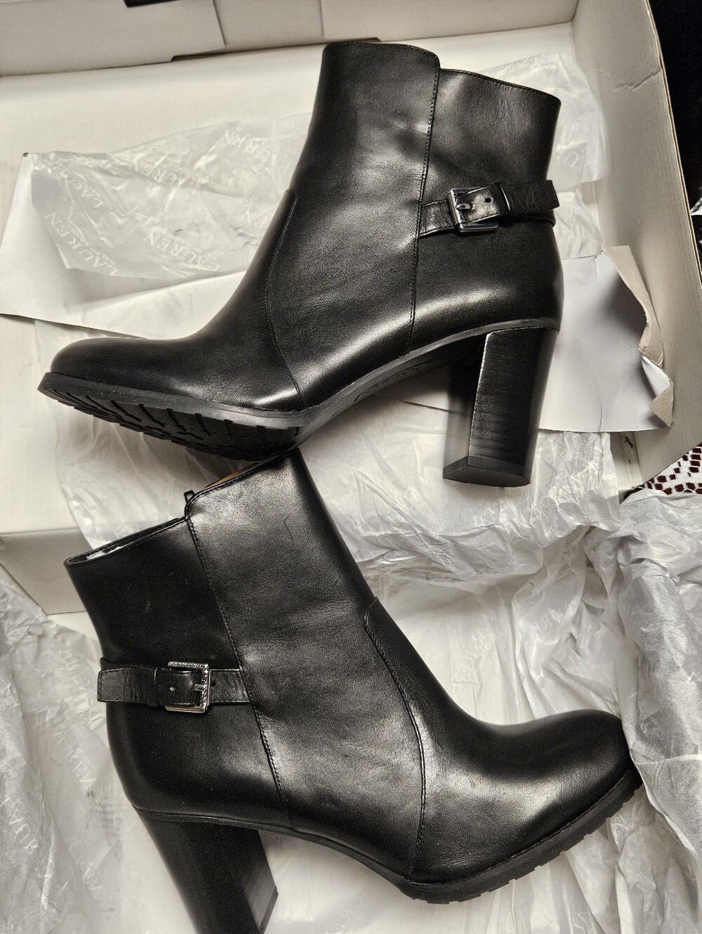 NIB Lauren Ralph Lauren "Cabrey" Ankle Booties sz8.5 - Picture 11 of 14